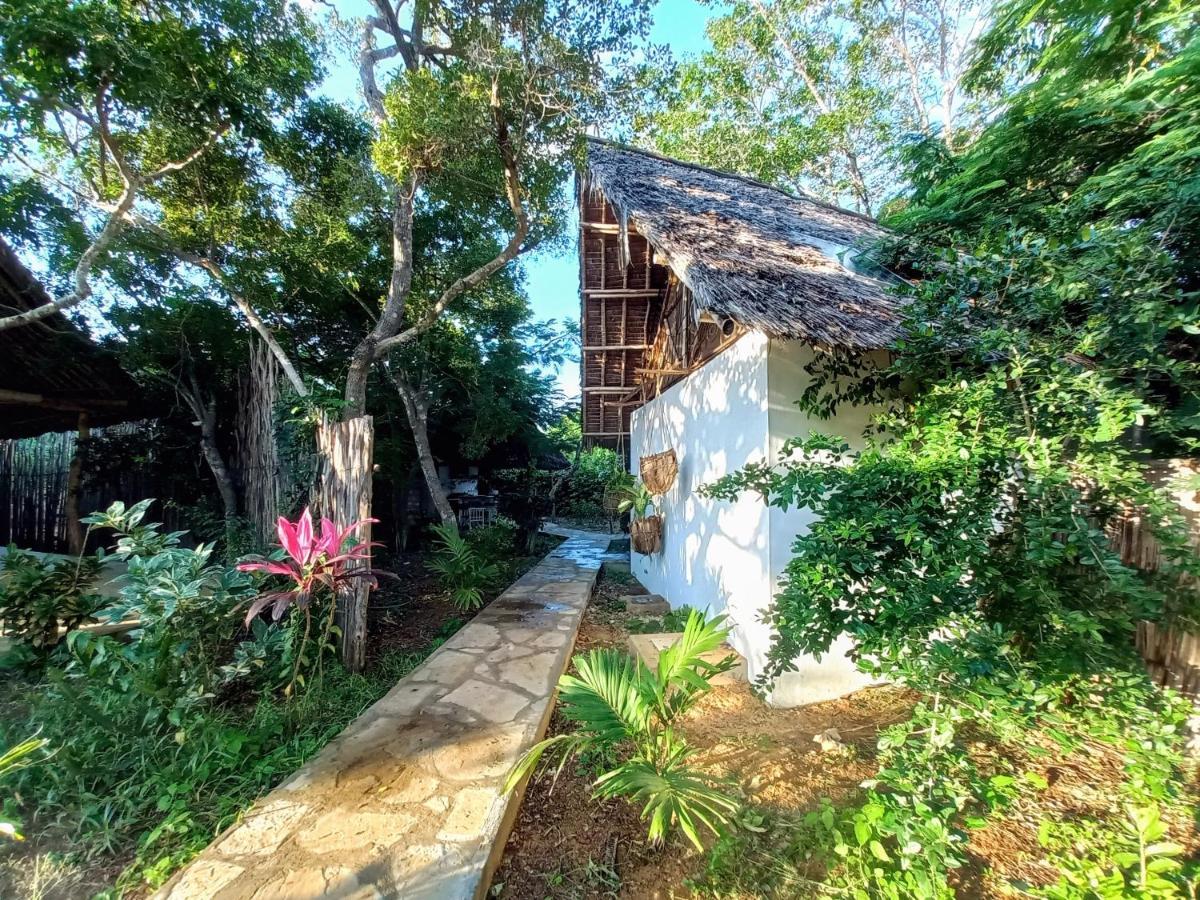 Watamu Beach Cottages B&B Extérieur photo
