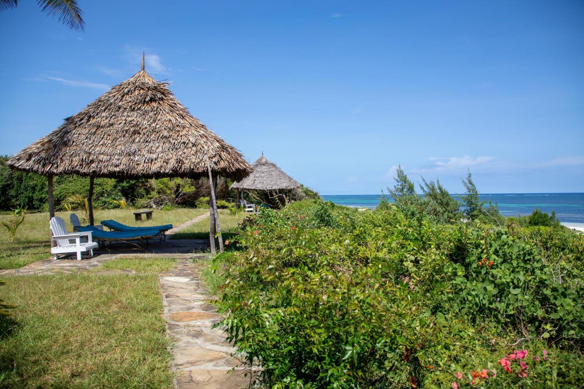 Watamu Beach Cottages B&B Extérieur photo